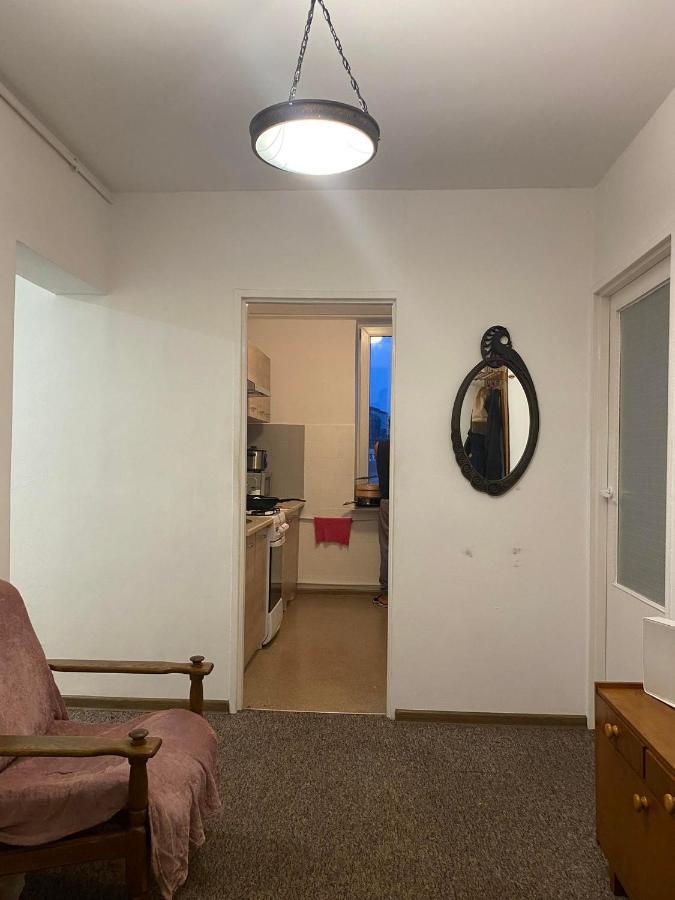 Comfortable 3 Bedroom Rental Unit With A Cozy Balcony In Center Varsóvia Exterior foto